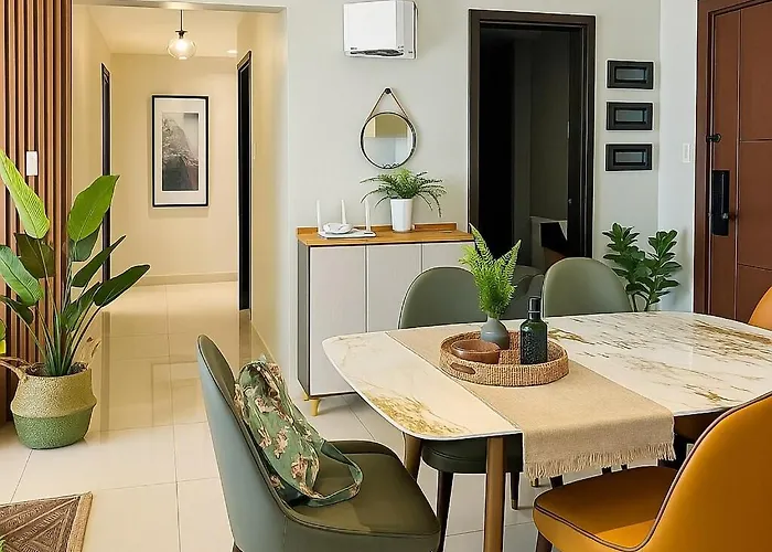 Rare 3br Modern Penthouse In Bgc Ii Sleeps 12pax Apartamento Manila
